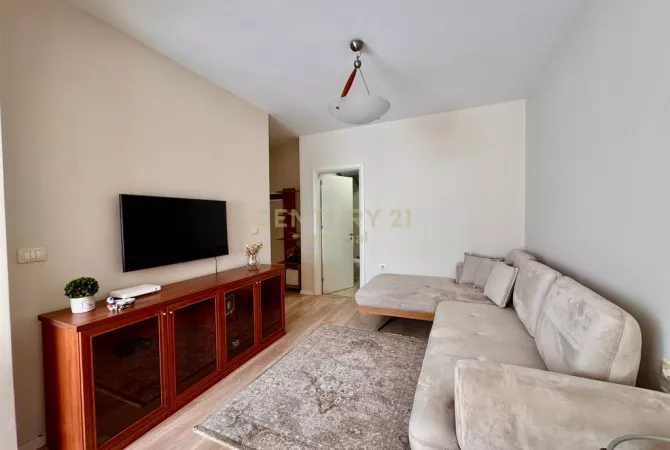 Shtepi me qera 1+1 ne Tirane - 700 Euro