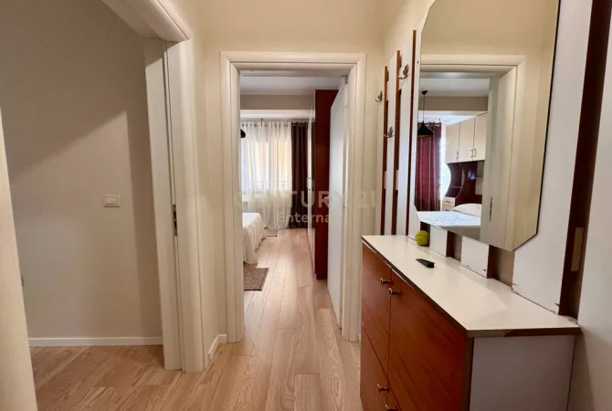 Shtepi me qera Apartament ne Tirane, 1+1, Mobilimi E mobiluar, Pagesa 700  Euro.