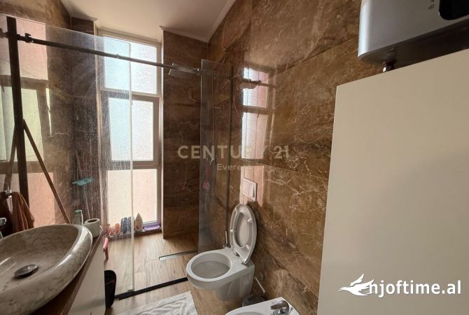 Shtepi ne shitje 3+1 ne Tirane - 222,000 Euro