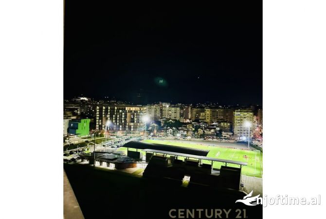 Ambient biznesi me qera 3+1 ne Tirane - 1,500 Euro