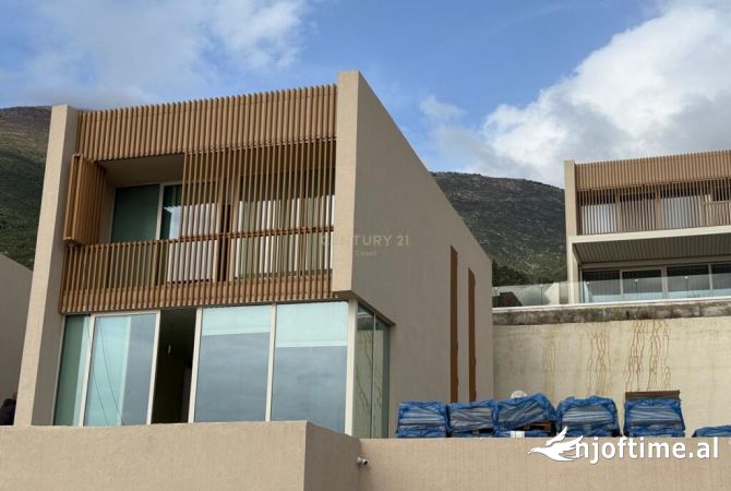 Shtepi ne shitje 3+1 ne Vlore - 1,200,000 Euro