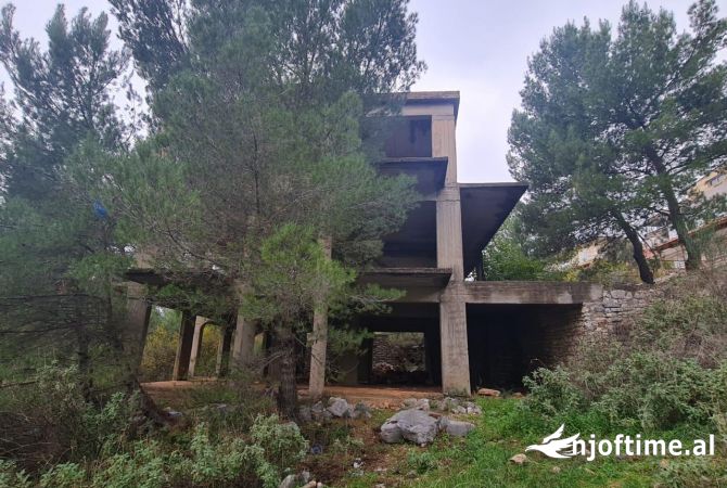 Shtepi ne shitje 5+1 ne Sarande - 350,000 Euro