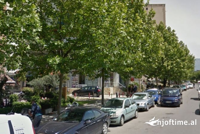 Ambient biznesi ne shitje 2+1 ne Tirane - 440,000 Euro