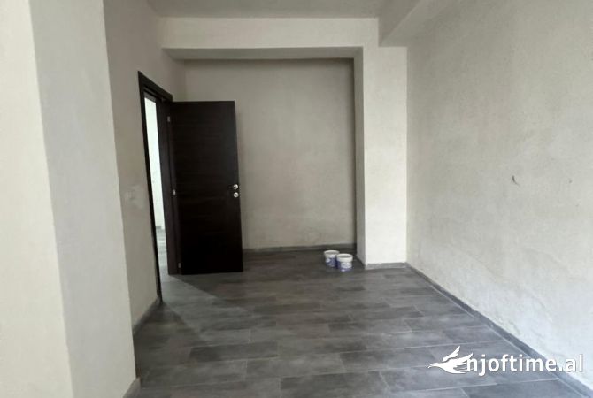 Shtepi ne shitje 1+1 ne Tirane - 59,000 Euro