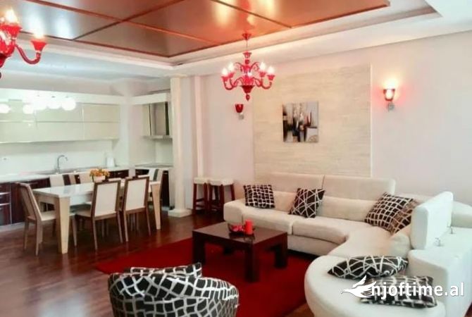 Shtepi me qera 2+1 ne Tirane - 1,200 Euro