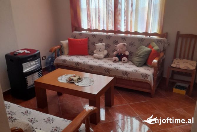 Shtepi me qera 1+1 ne Tirane - 32,000 Leke