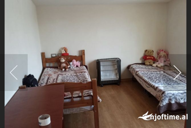 Shtepi me qera 2+1 ne Tirane - 300 Euro