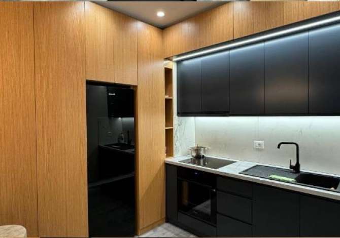 Shtepi me qera 1+1 ne Tirane - 900 Euro