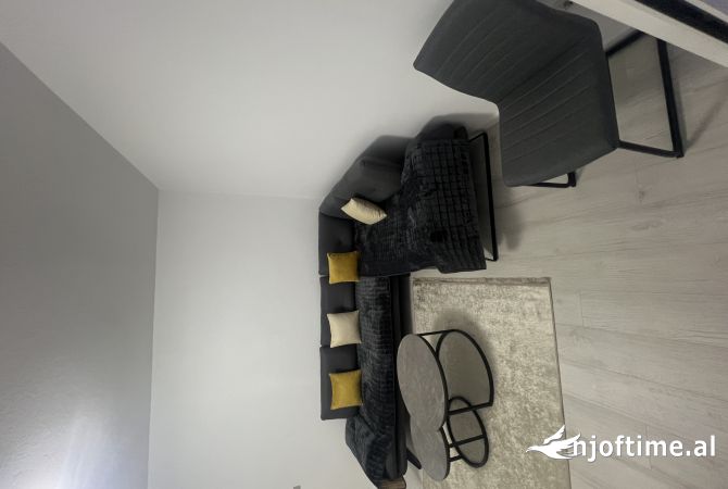 Shtepi me qera 1+1 ne Tirane - 650 Euro