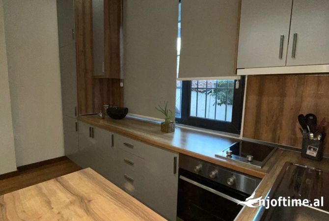 Shtepi me qera 1+1 ne Tirane - 600 Euro