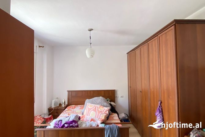 Shtepi ne shitje 1+1 ne Tirane - 130,000 Euro