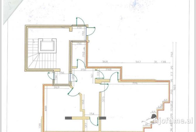 Ambient biznesi me qera 3+1 ne Tirane - 1,500 Euro