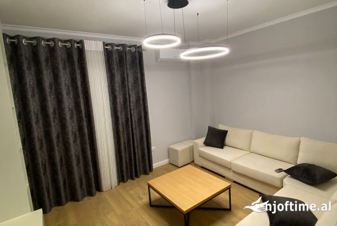 Shtepi me qera 1+1 ne Tirane - 550 Euro