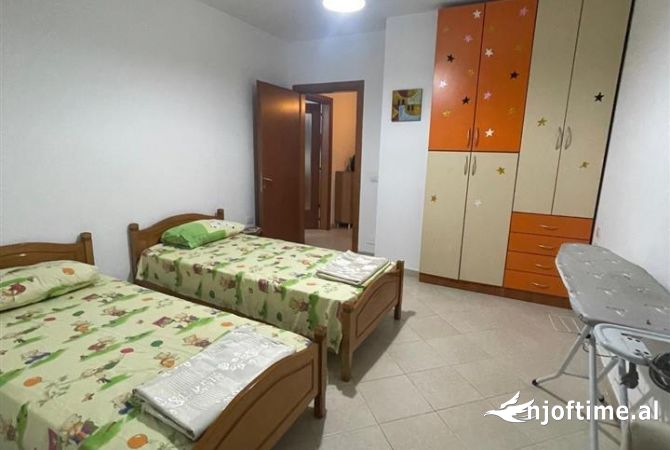 Shtepi me qera Apartament ne Tirane, 1+1, Mobilimi E mobiluar, Pagesa 650  Euro.
