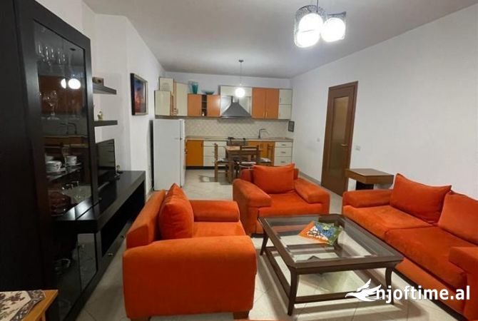 Shtepi me qera 1+1 ne Tirane - 650 Euro