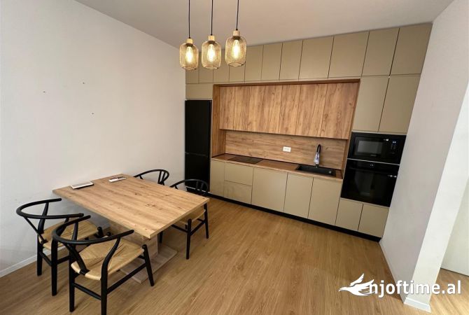 Shtepi ne shitje 2+1 ne Tirane - 195,000 Euro