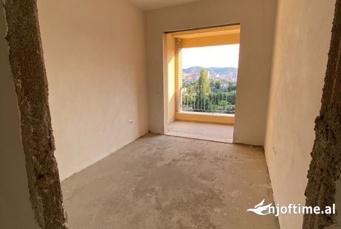Shtepi ne shitje 3+1 ne Tirane - 250,000 Euro