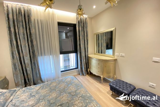 Shtepi me qera Apartament ne Tirane, 1+1, Mobilimi E mobiluar, Pagesa 750  Euro.