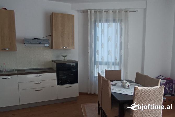 Shtepi me qera 1+1 ne Tirane - 500 Euro