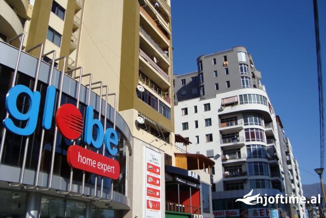 Ambient biznesi me qera 3+1 ne Tirane - 40,000 Leke
