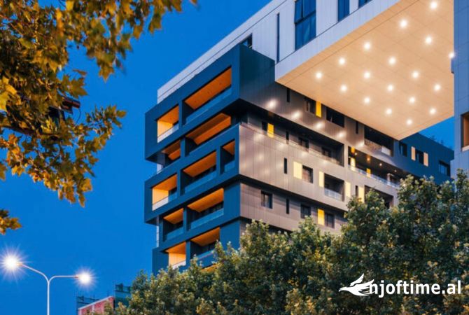 Ambient biznesi ne shitje 4+1 ne Tirane - 3,999 Euro