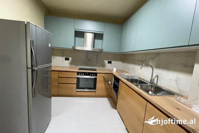Shtepi me qera 2+1 ne Tirane - 800 Euro