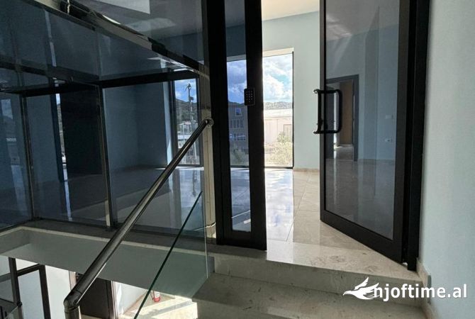 Jepet Kapanon me qera ne Vore