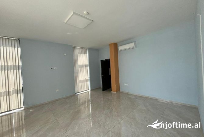 Jepet Kapanon me qera ne Vore