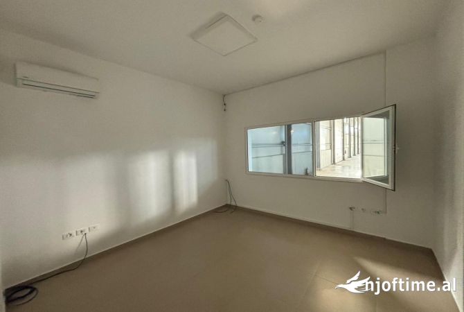 Jepet Kapanon me qera ne Vore