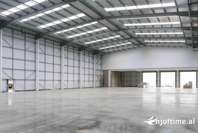 Ambient biznesi me qera 4+1 ne Tirane - 2,500 Euro