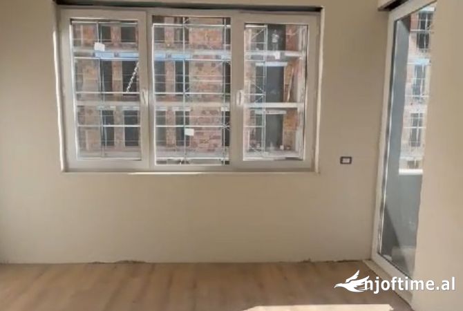 Shtepi ne shitje 2+1 ne Tirane - 96,000 Euro