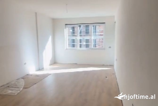 Shtepi ne shitje 2+1 ne Tirane - 96,000 Euro