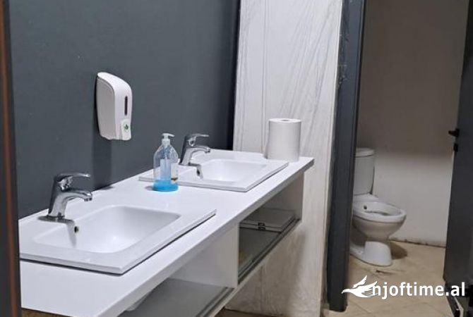 Ambient biznesi me qera 3+1 ne Tirane - 2,800 Euro