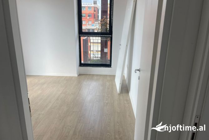  Jepet Zyre  me Qira tek Residenca Tirana Garden Building📍