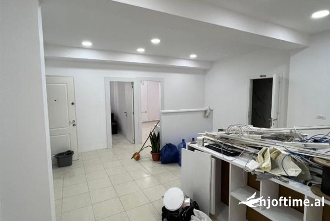 Ambient biznesi me qera 1+1 ne Tirane - 850 Euro