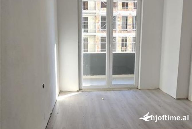 Shtepi ne shitje 2+1 ne Tirane - 98,500 Euro