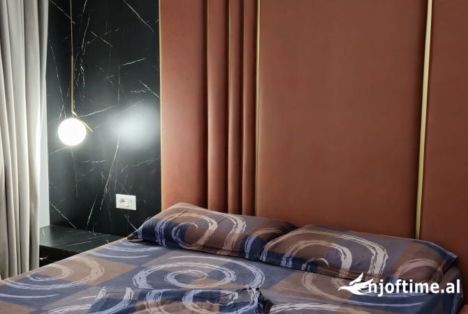 Shtepi me qera Apartament ne Tirane, 2+1, Mobilimi E mobiluar, Pagesa 1,500  Euro.