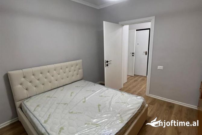 Shtepi me qera 1+1 ne Tirane - 700 Euro
