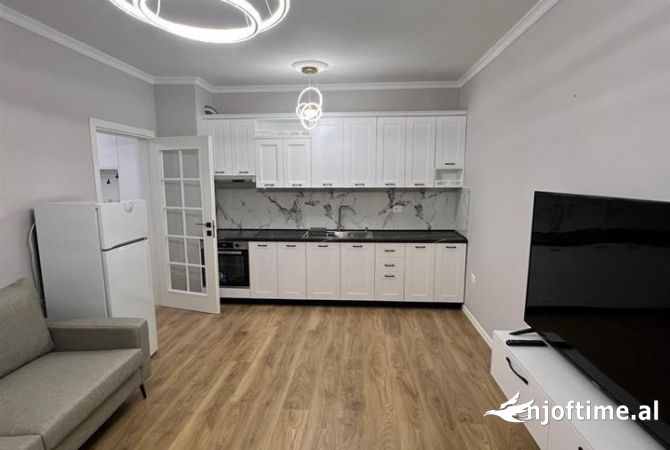 Shtepi me qera 1+1 ne Tirane - 700 Euro