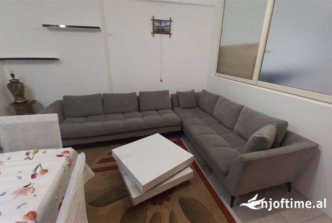 Shtepi ne shitje 1+1 ne Tirane - 105,000 Euro
