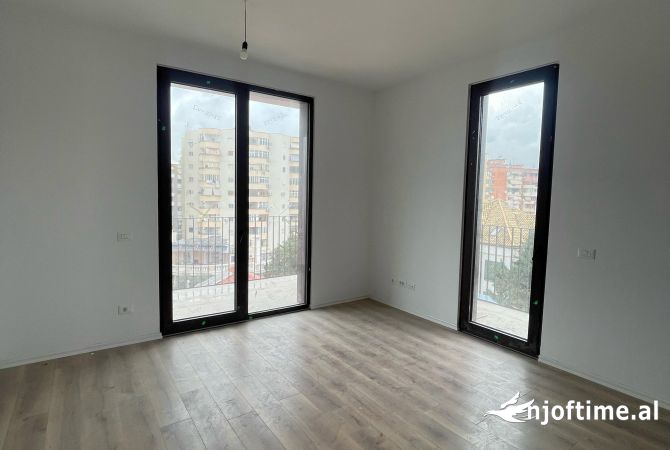 Shtepi ne shitje 1+1 ne Tirane - 294,000 Euro