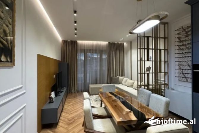 Shtepi me qera 2+1 ne Tirane - 1,201 Euro