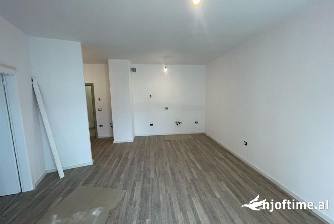 Shtepi ne shitje 1+1 ne Tirane - 115,000 Euro