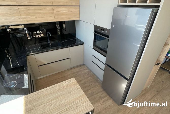Shtepi me qera Apartament ne Tirane, 2+1, Mobilimi E mobiluar, Pagesa 1,200  Euro.