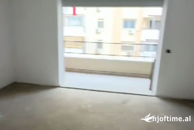 Shtepi ne shitje 2+1 ne Tirane - 280,000 Euro