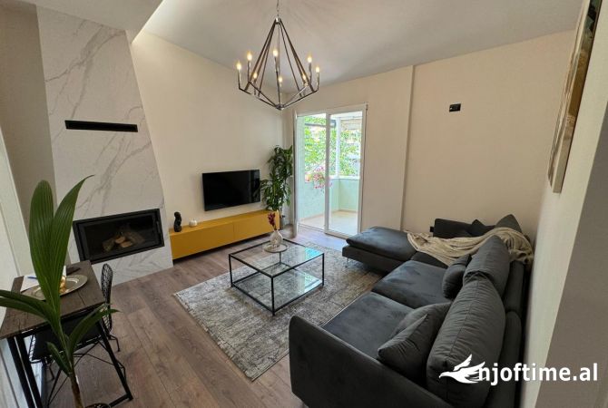 Shtepi me qera Apartament ne Tirane, 1+1, Mobilimi E mobiluar, Pagesa 600  Euro.