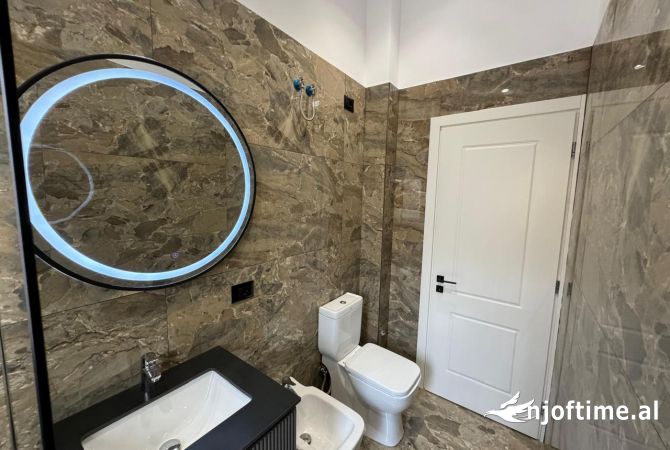 Shtepi me qera Apartament ne Tirane, 1+1, Mobilimi E mobiluar, Pagesa 600  Euro.