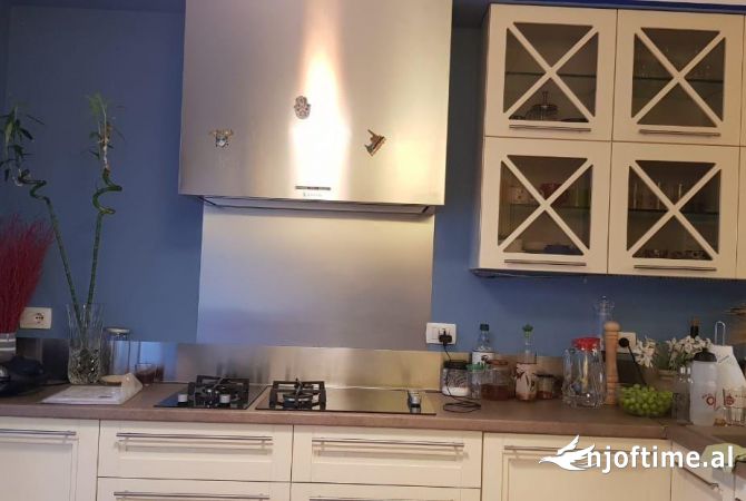 Shtepi me qera 3+1 ne Tirane - 1,100 Euro