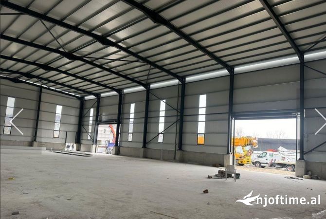 Ambient biznesi me qera 4+1 ne Tirane - 4,300 Euro