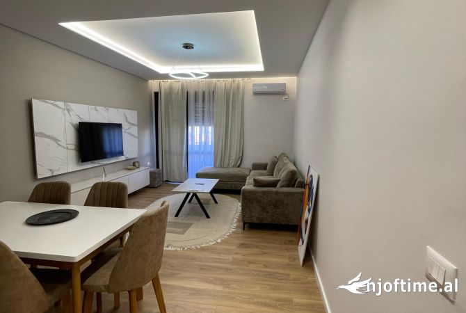 Shtepi ne shitje 2+1 ne Tirane - 200,000 Euro